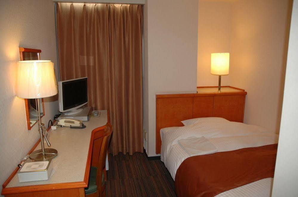 Takamatsu Terminal Hotel Bagian luar foto